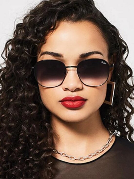 Quay Australia Jezabell Black Frame Smoke Fade Lens Sunglasses 58-20-148 main image 13